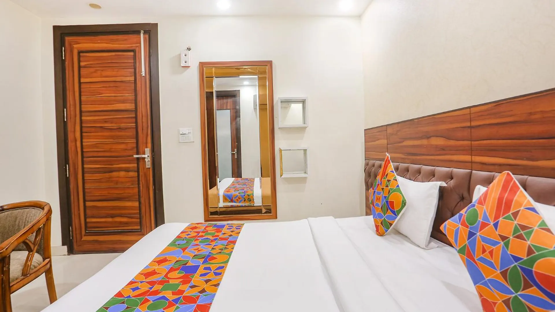 Hotel Fabhotel Gold Inn Janakpuri Delhi