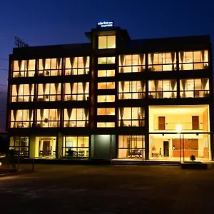 **** Hotel Clarks Express, Krs Road-mandya, India