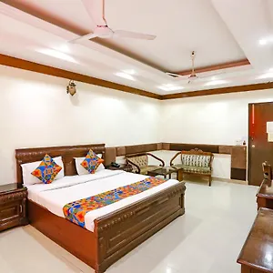 Hotel Fabhotel Clark Height Patel Nagar